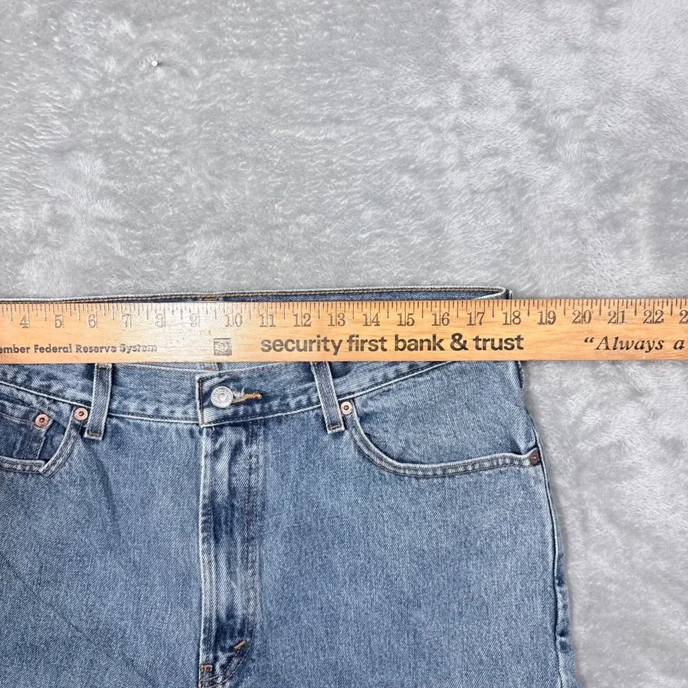 Levi's 505 Regular Fit Jeans Mens 36x32 Light Wash Blue Straight Leg Denim